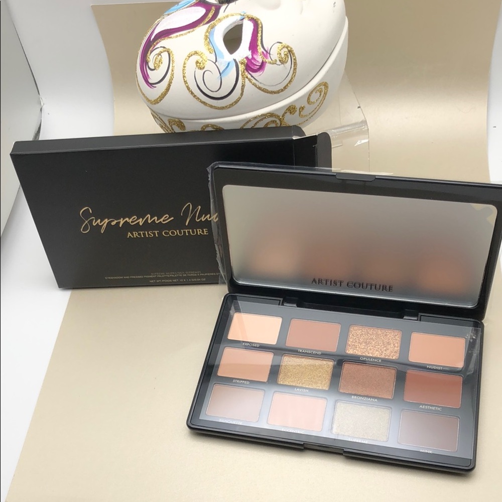 Artist Couture Supreme Nudes Eyeshadow Palette - Nude Shades NWOT